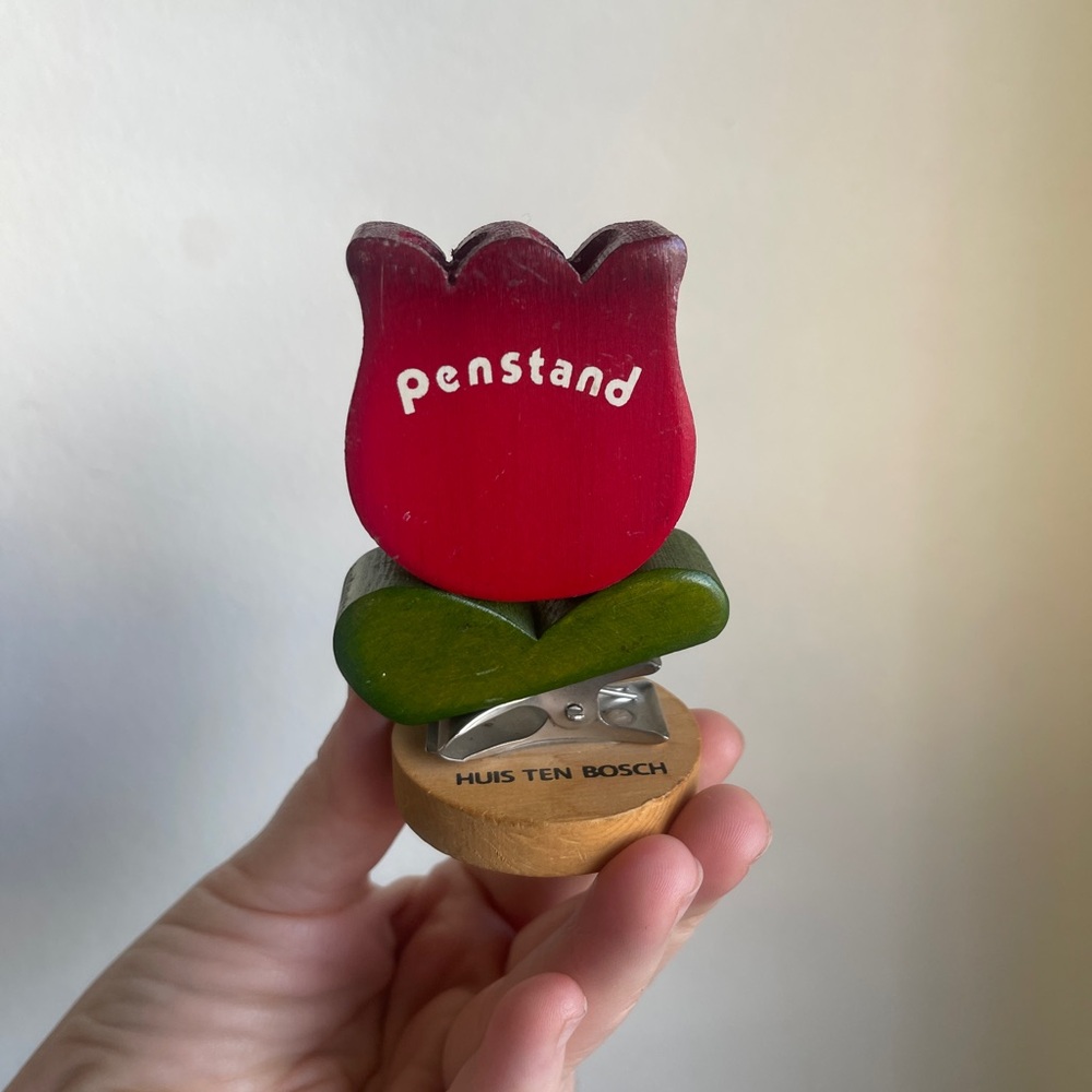 Huis Ten Bosch Japanese Theme Park Souvenir Pencil Holder Clip Wooden Tulip